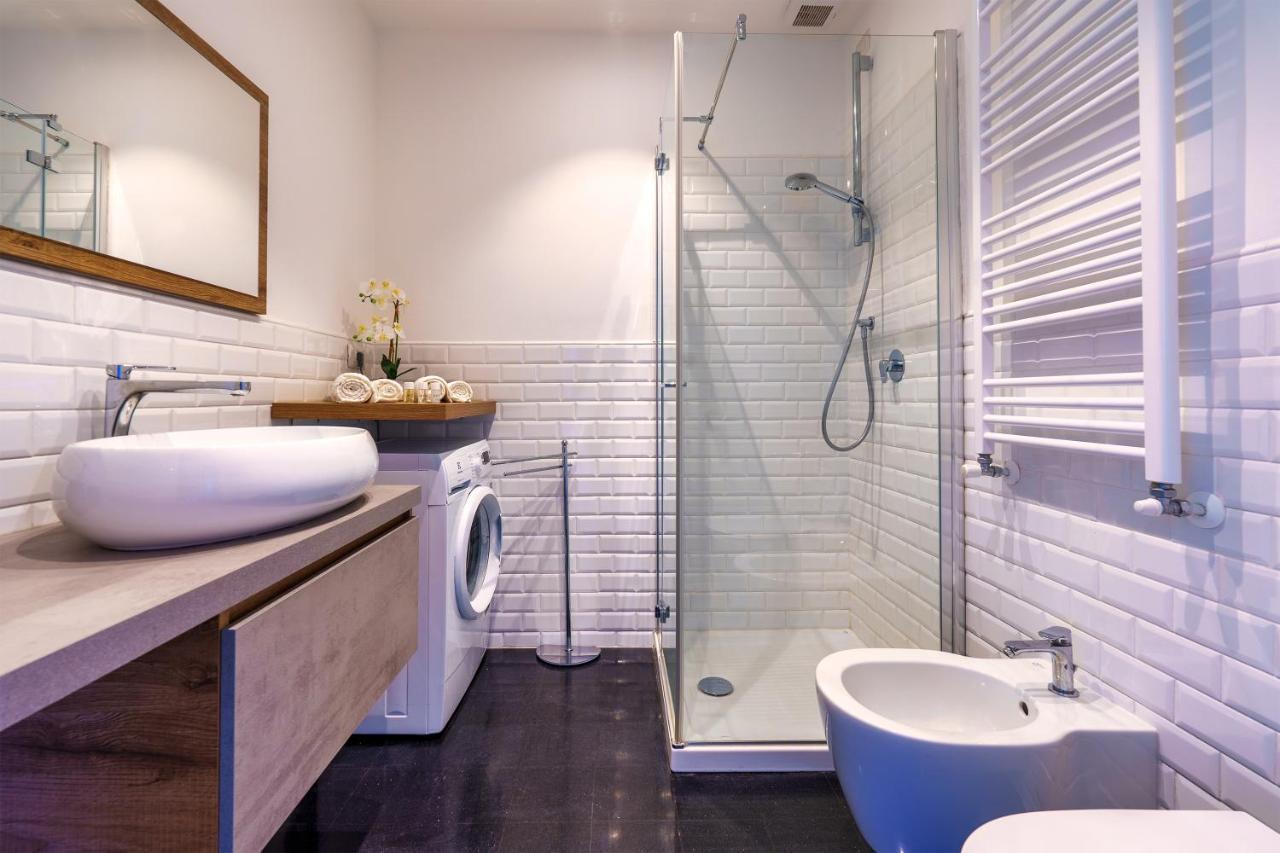 Duomo/Navigli Casa Elegante In Zona Tortona Apartment Milan Luaran gambar